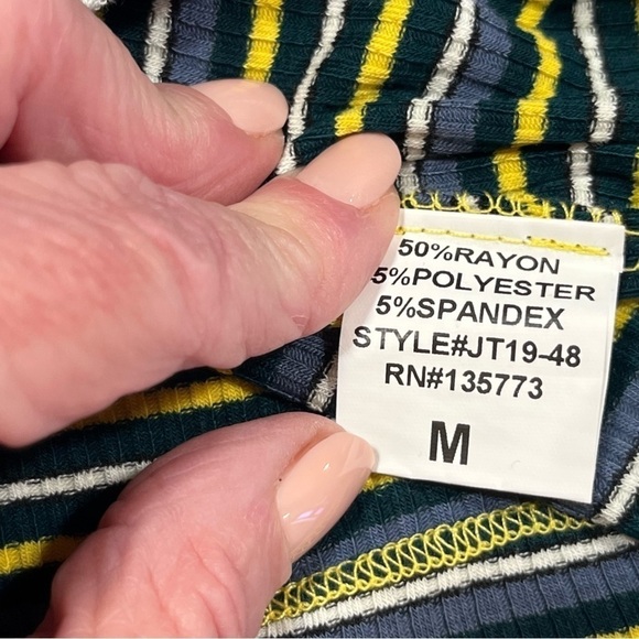 Two Olivaceous Striped Cropped Tank Tops Medium - Picture 6 of 7